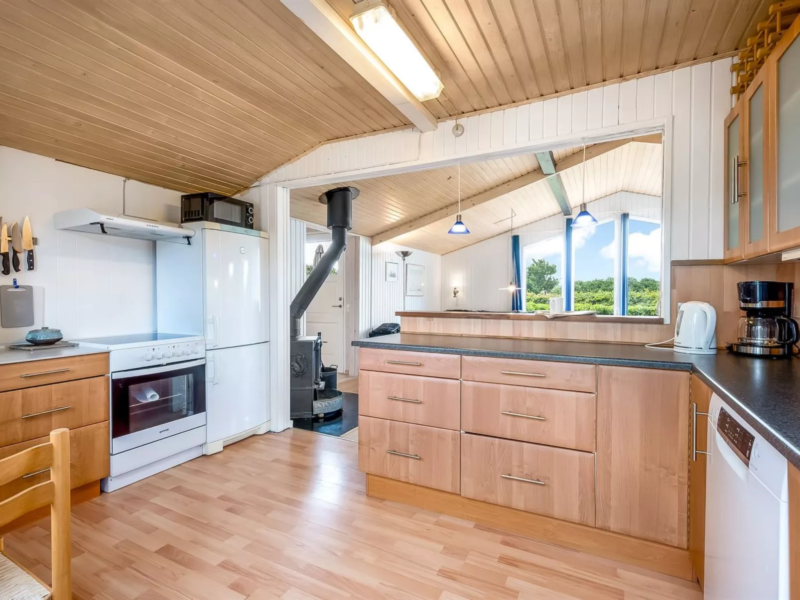 "Eilke" - 50m from the sea-Binnen