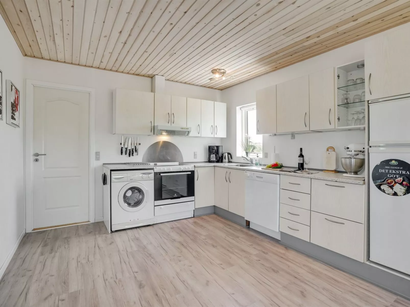 "Ludwik" - 150m from the sea-Binnen