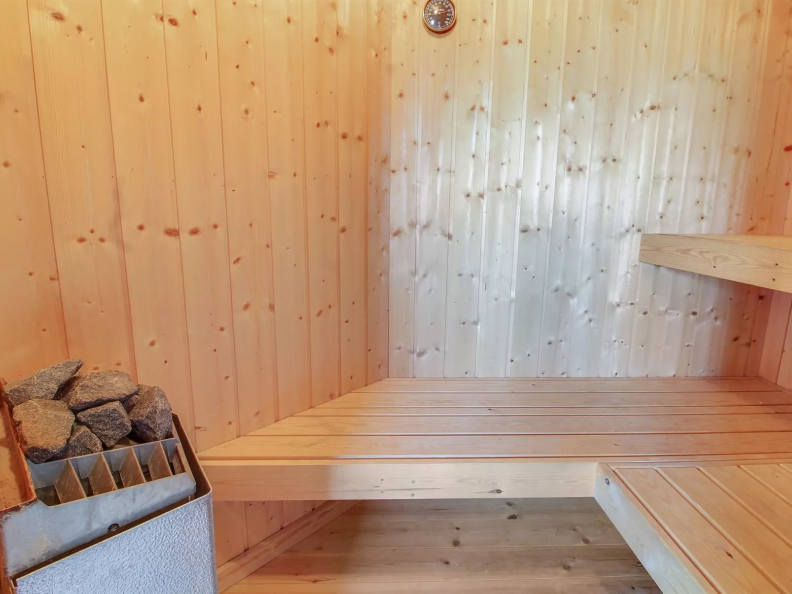 "Abiorn" - 2.5km from the sea-Binnen