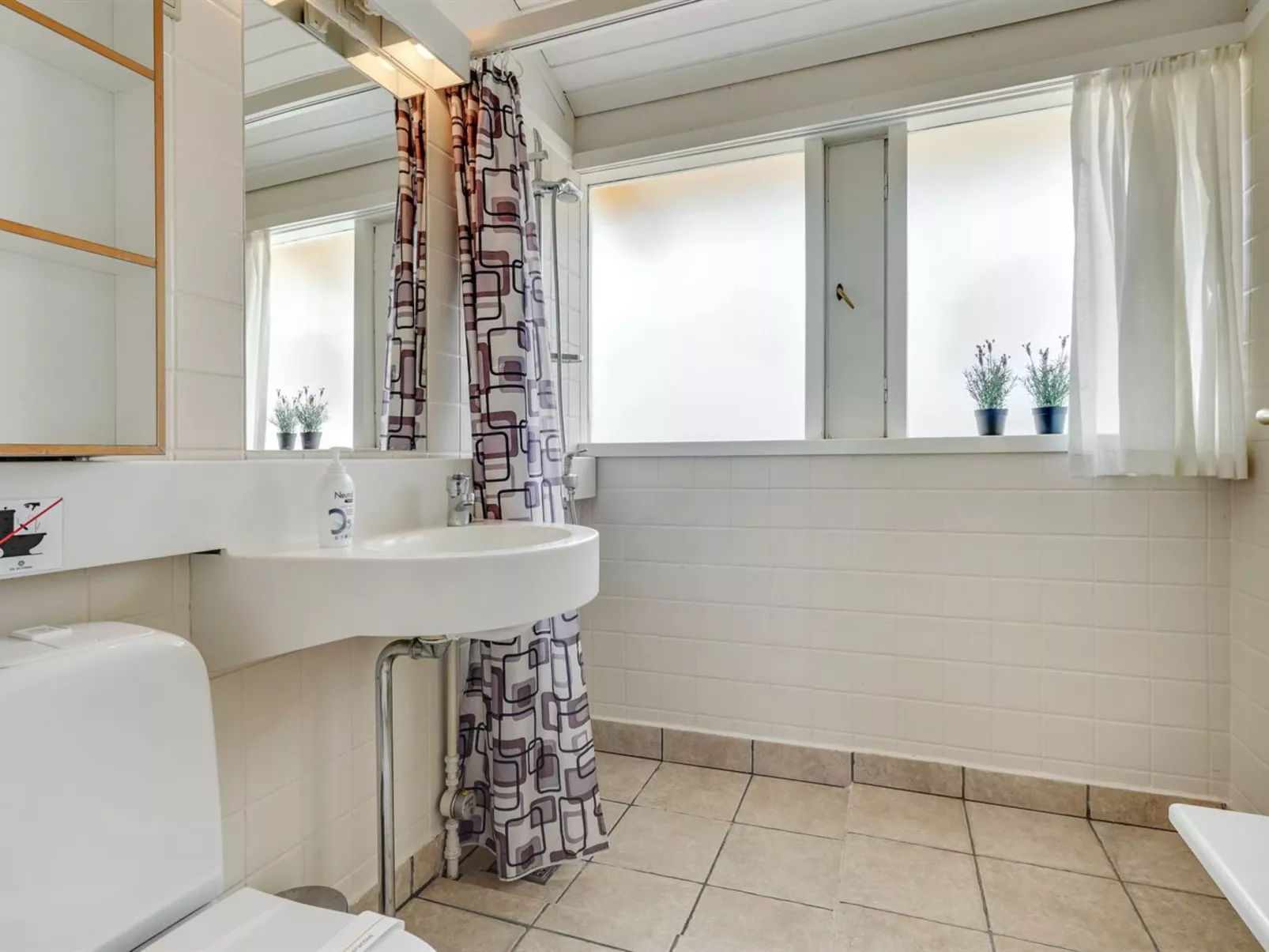 "Alya" - 200m from the sea-Binnen