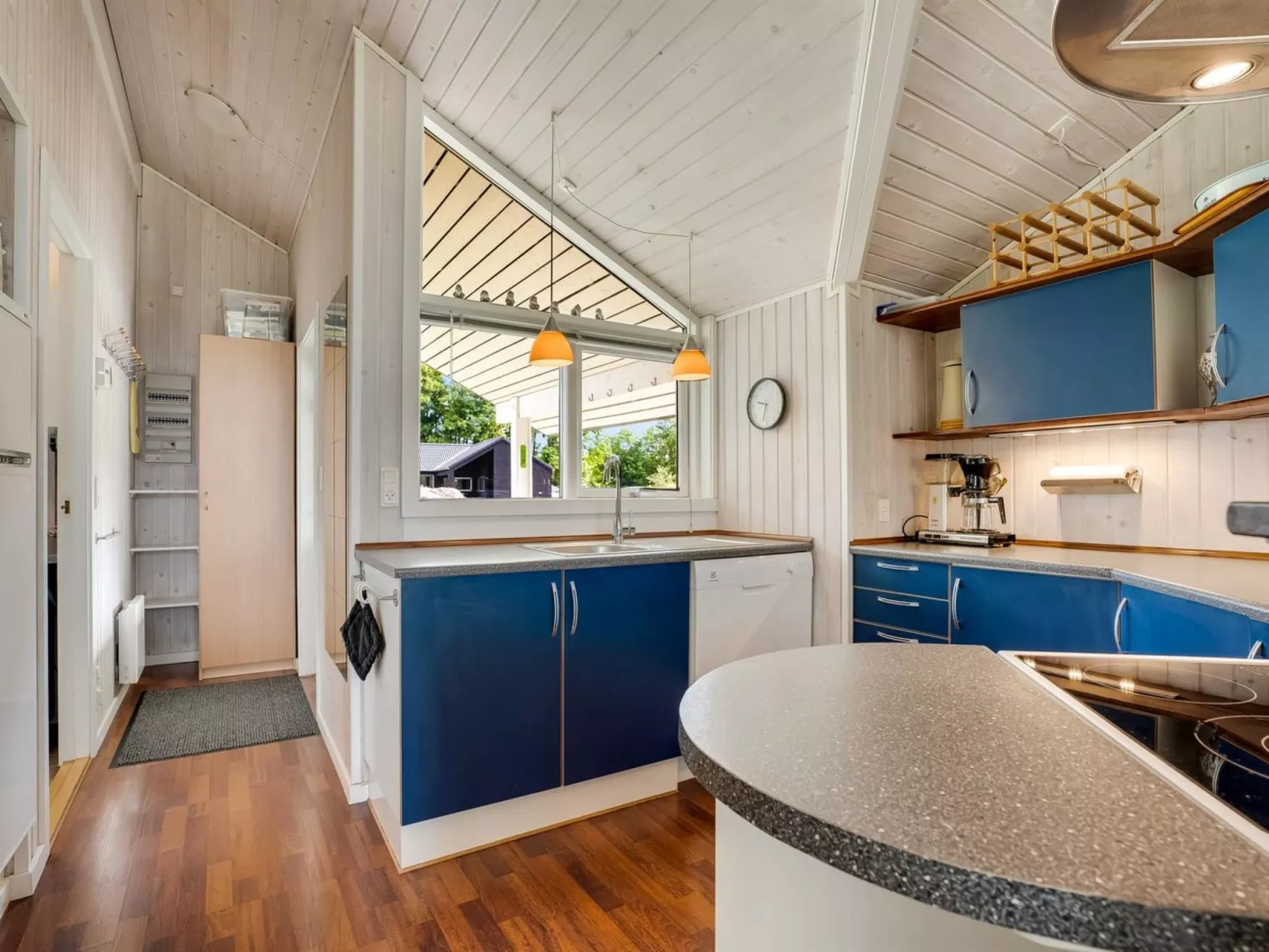 "Truls" - 800m from the sea-Binnen