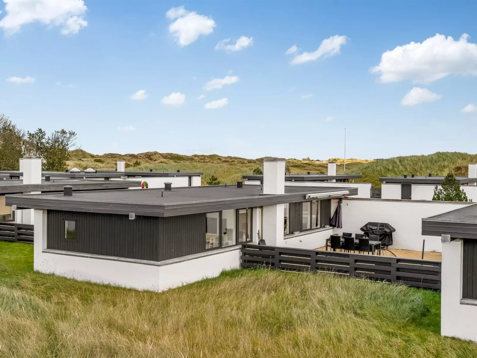 "Tarvo" - 400m from the sea-Buiten