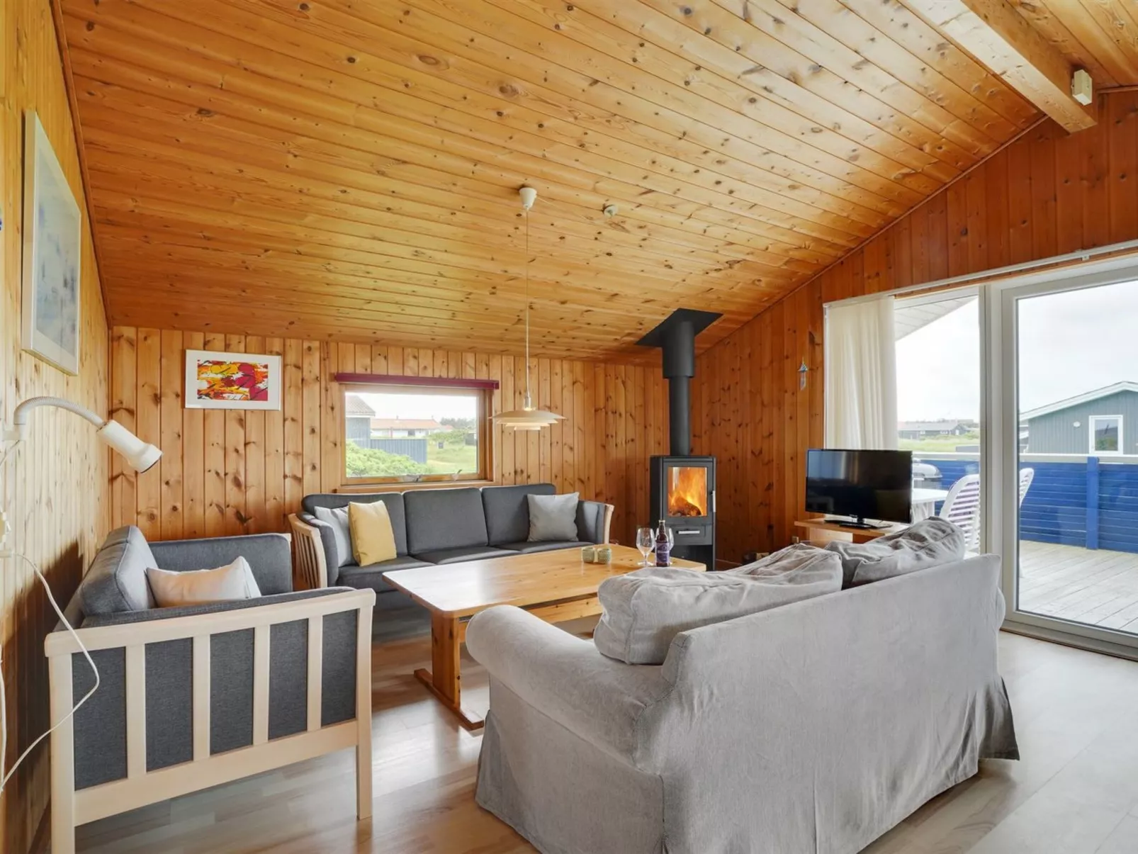 "Joern" - 300m from the sea-Binnen