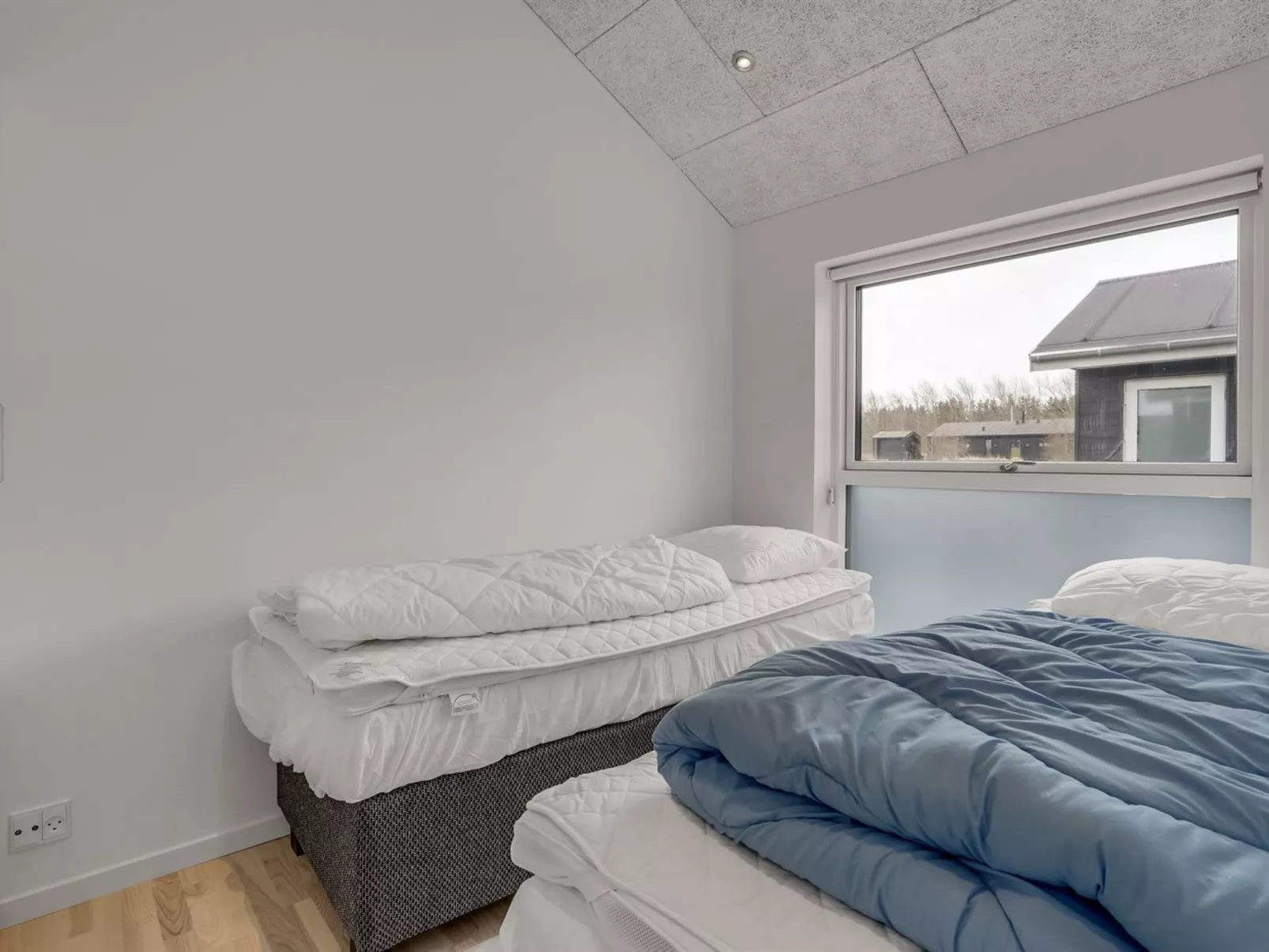 "Tatiane" - 1.5km from the sea-Binnen