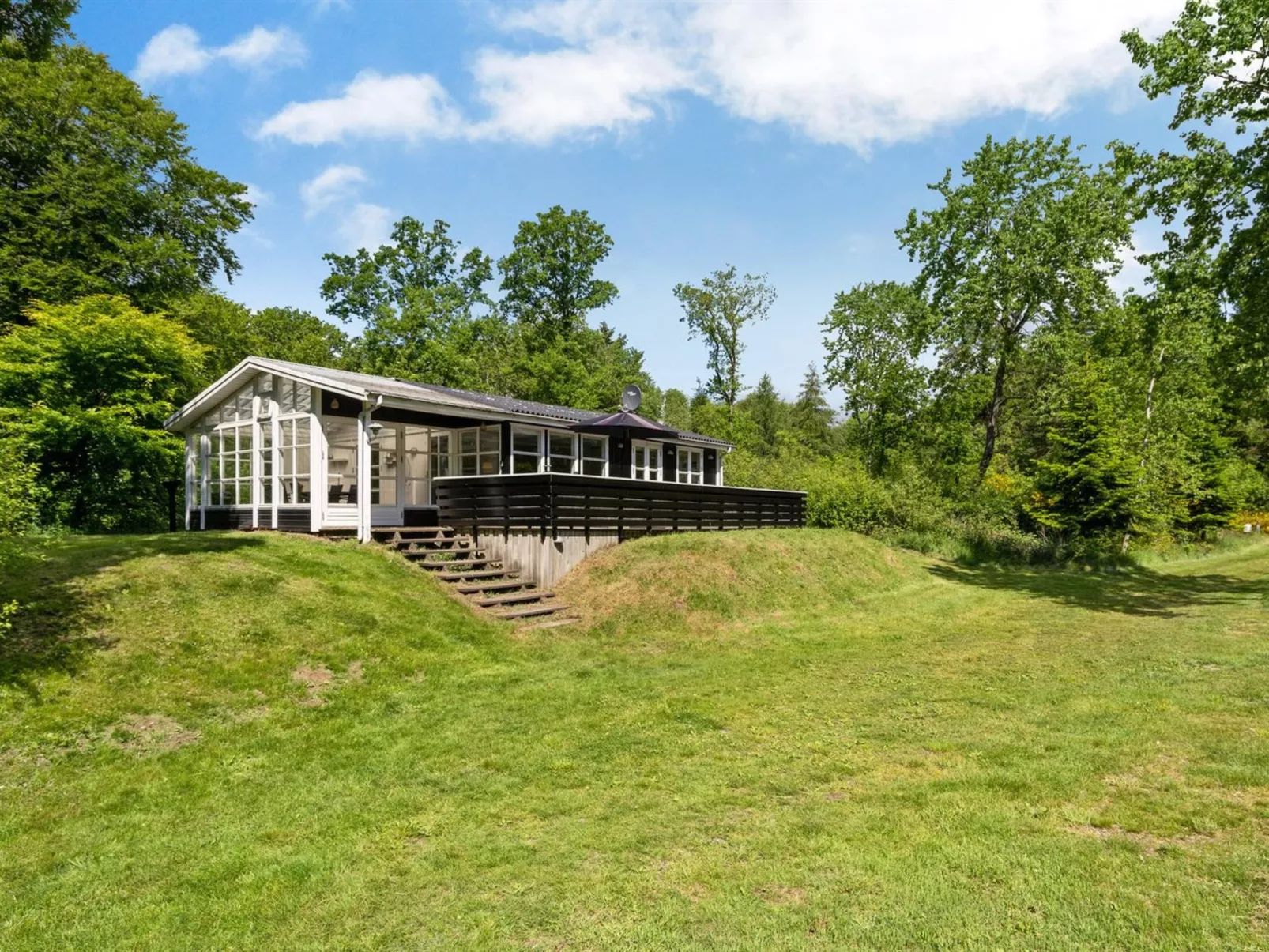 "Gunward" - 1.5km from the sea-Buiten