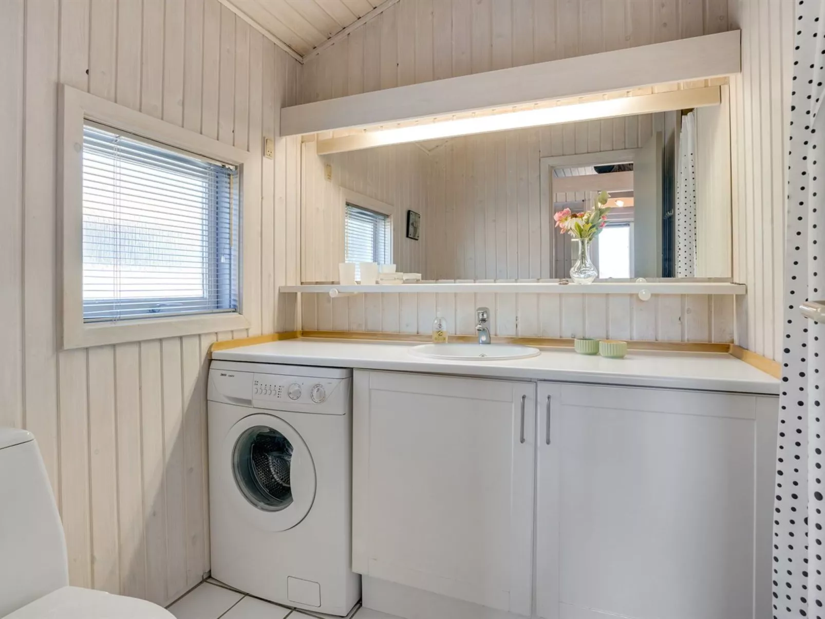 "Fanney" - 100m from the sea-Binnen