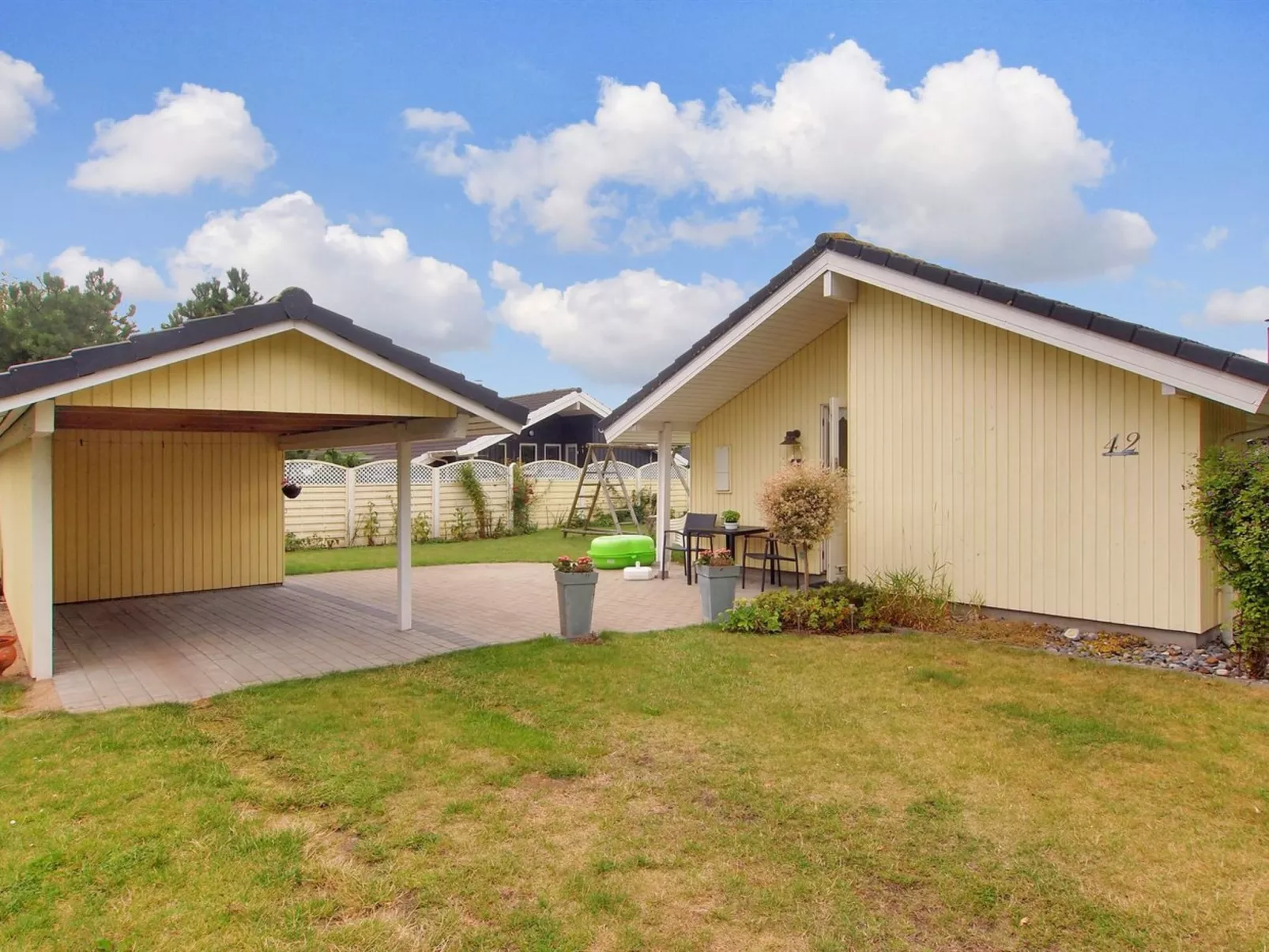 "Lilia" - 900m from the sea-Buiten