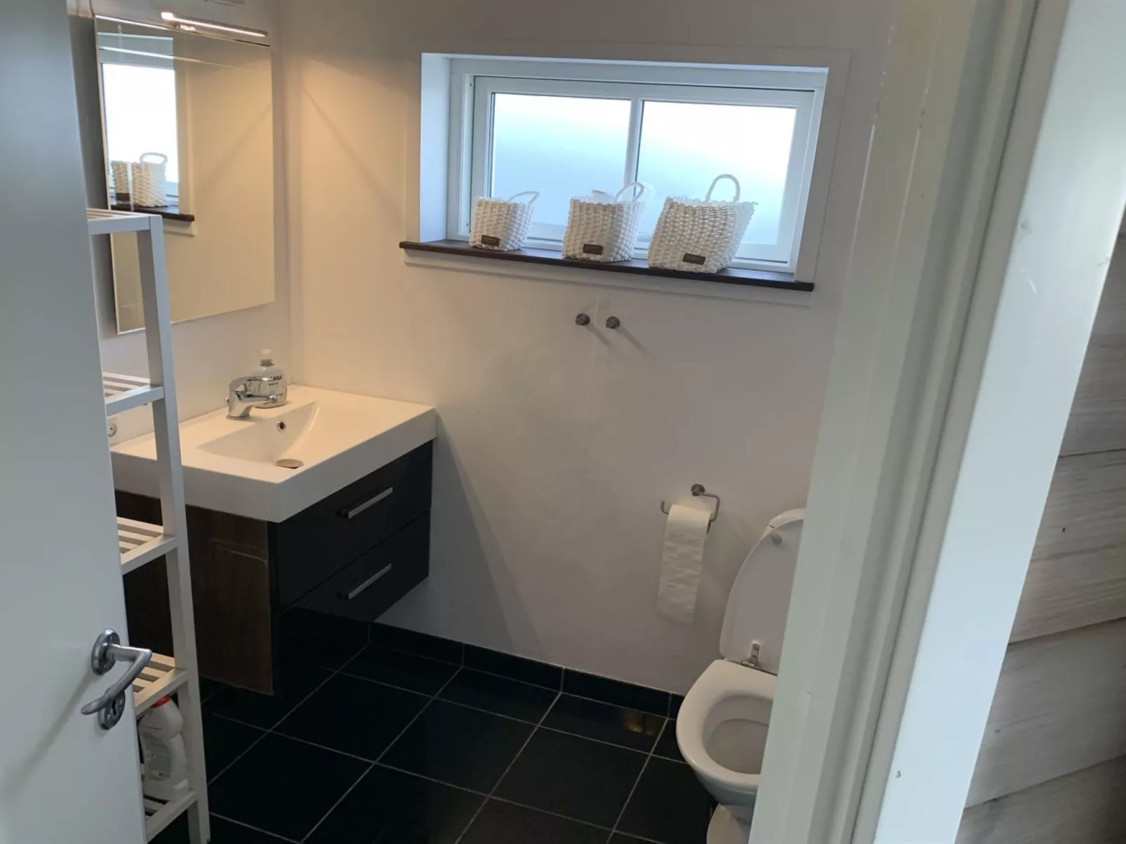 "Orsa" - 80m from the sea-Binnen