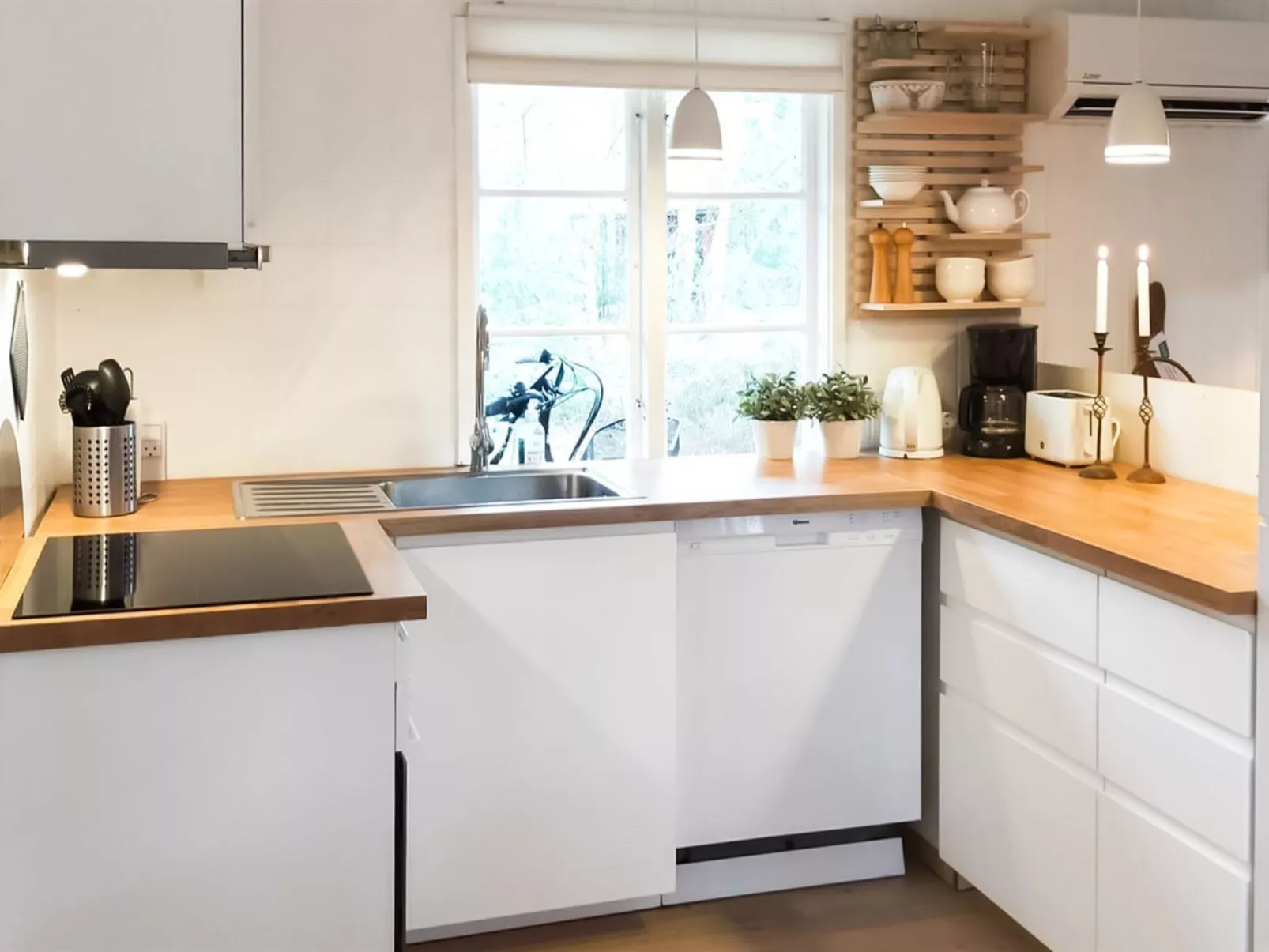 "Selvi" - 125m from the sea-Binnen