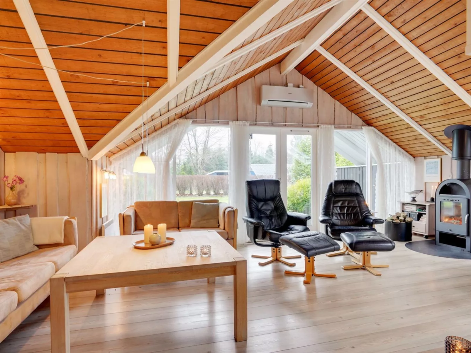 "Anninka" - 28km from the sea-Binnen