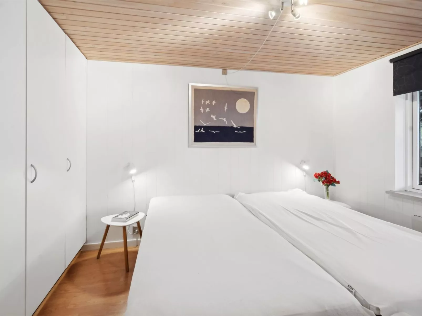 "Eldar" - 5m from the sea-Binnen