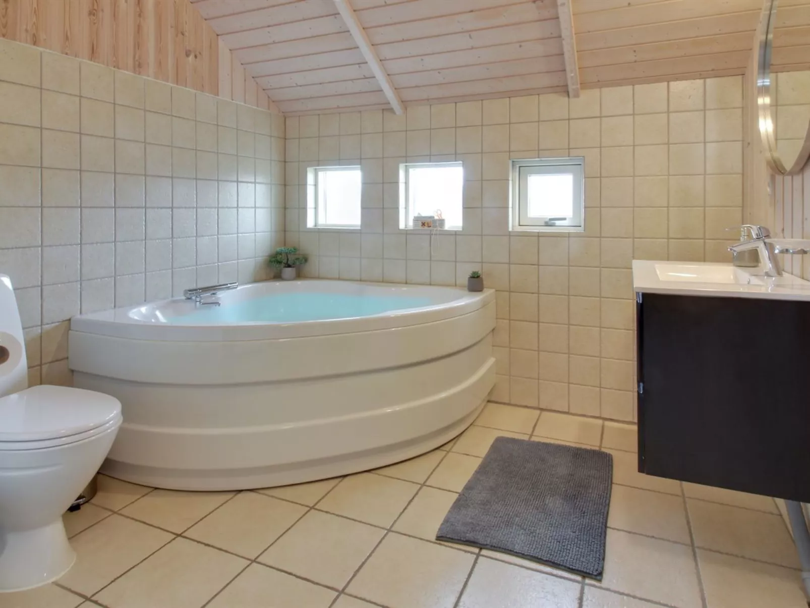 "Filip" - 100m from the sea-Binnen