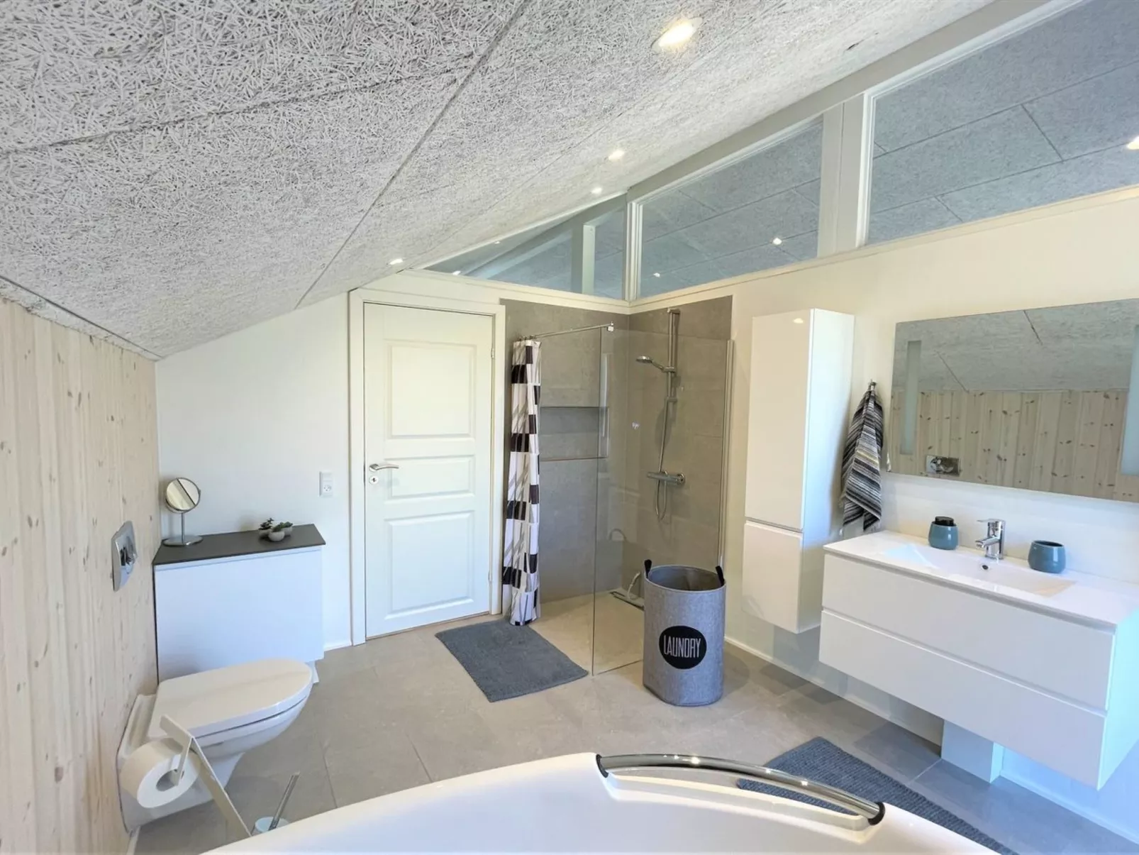 "Gustaf" - 400m to the fjord-Binnen