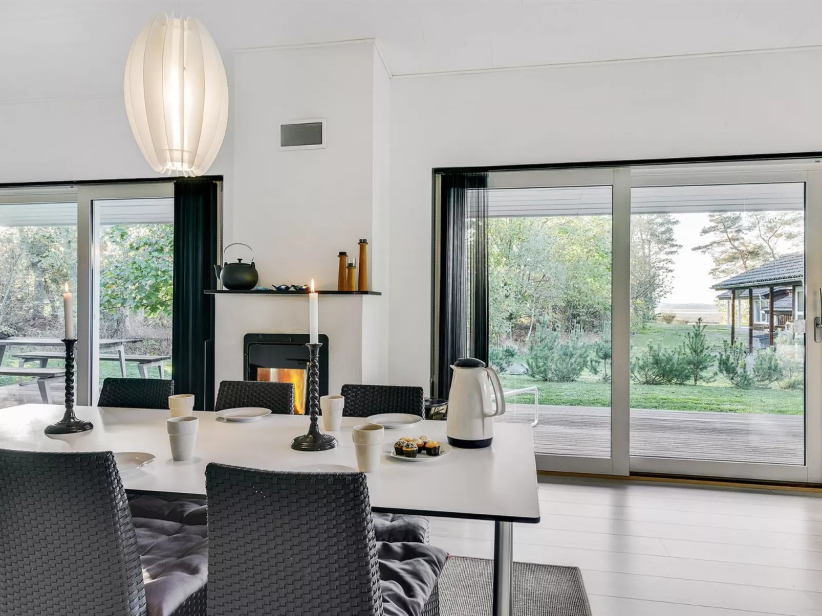 "Elfriede" - 400m to the fjord-Binnen