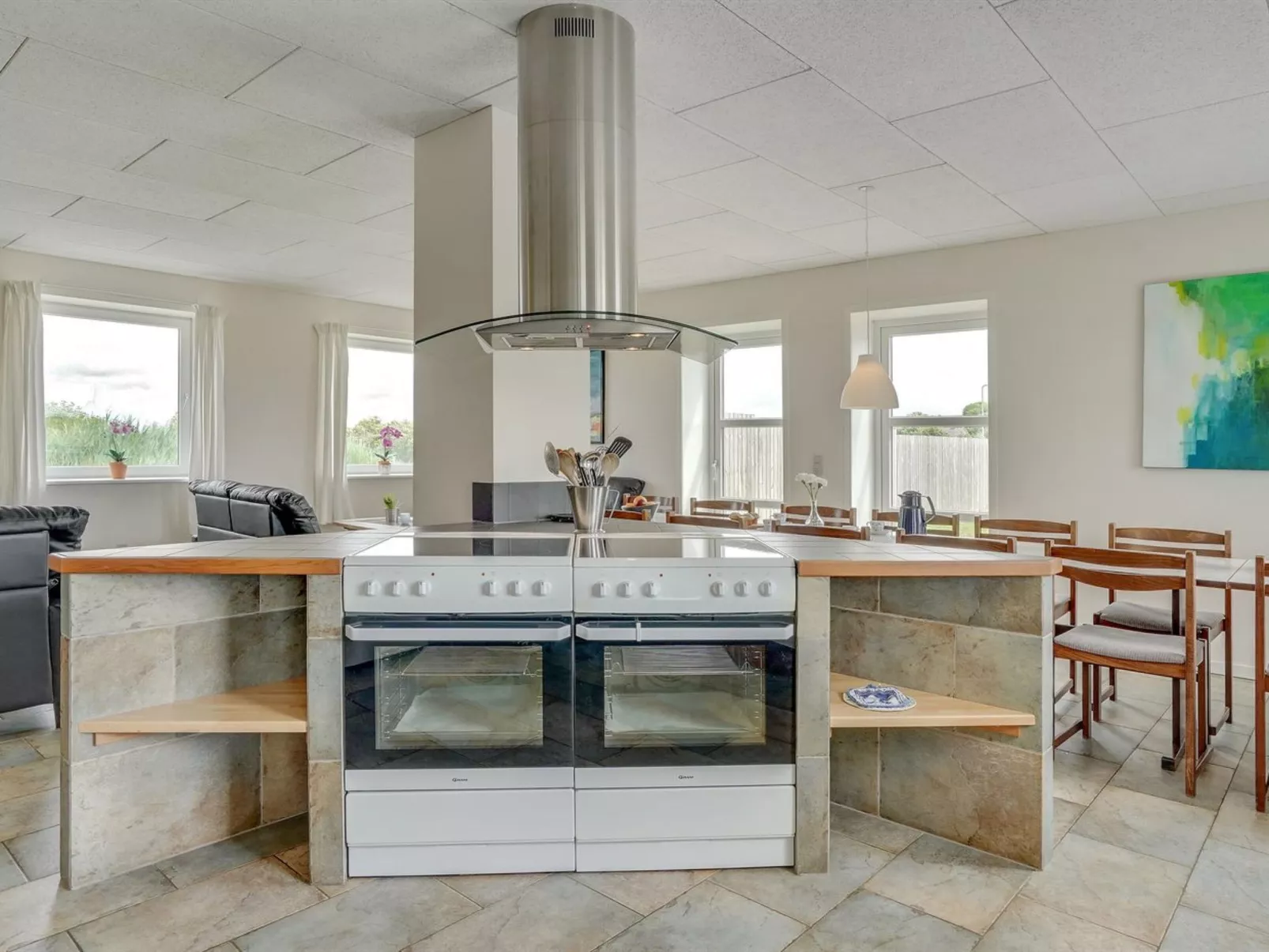 "Ammy" - 7.5km from the sea-Binnen