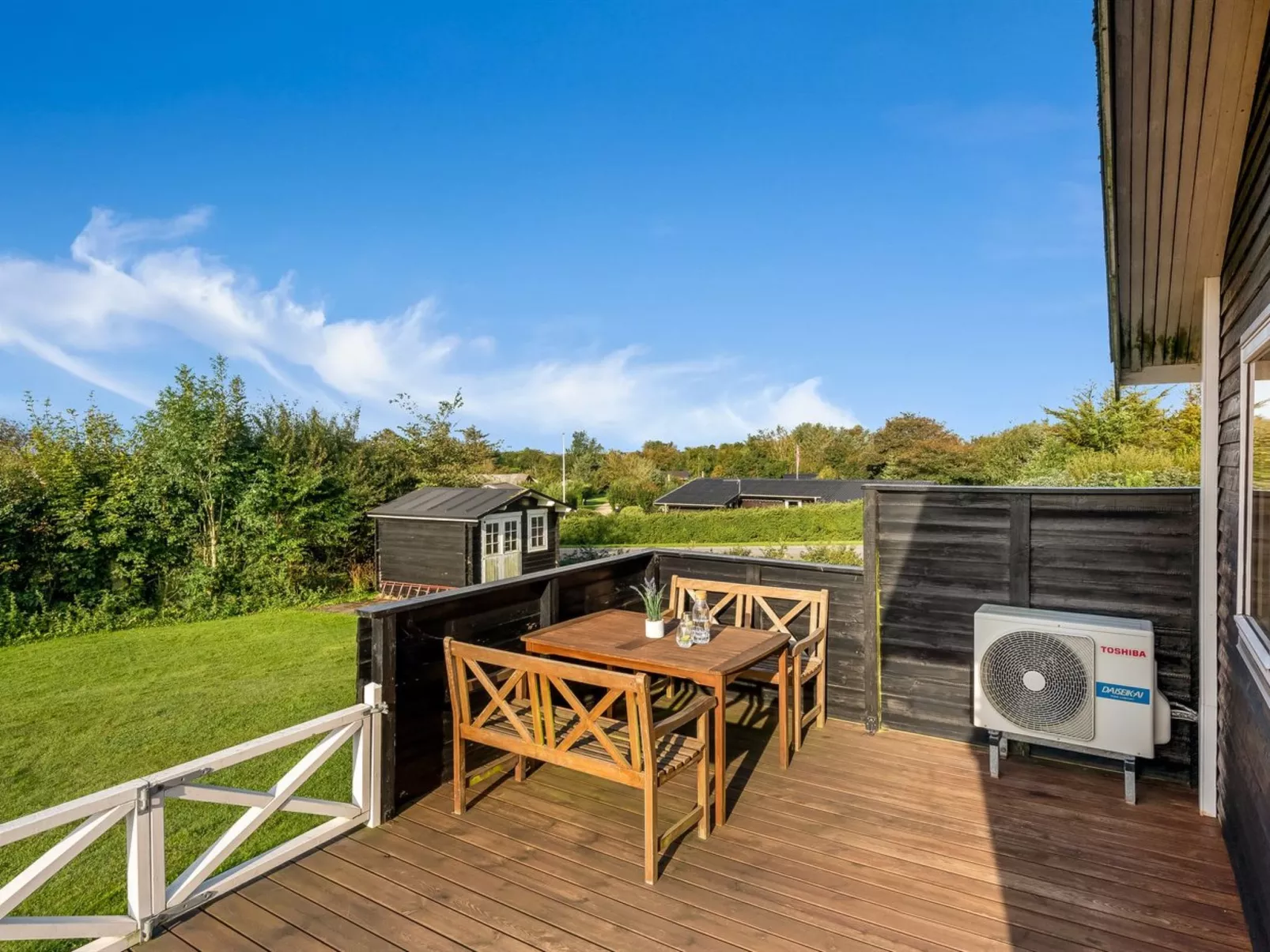 "Awer" - 300m to the fjord-Buiten