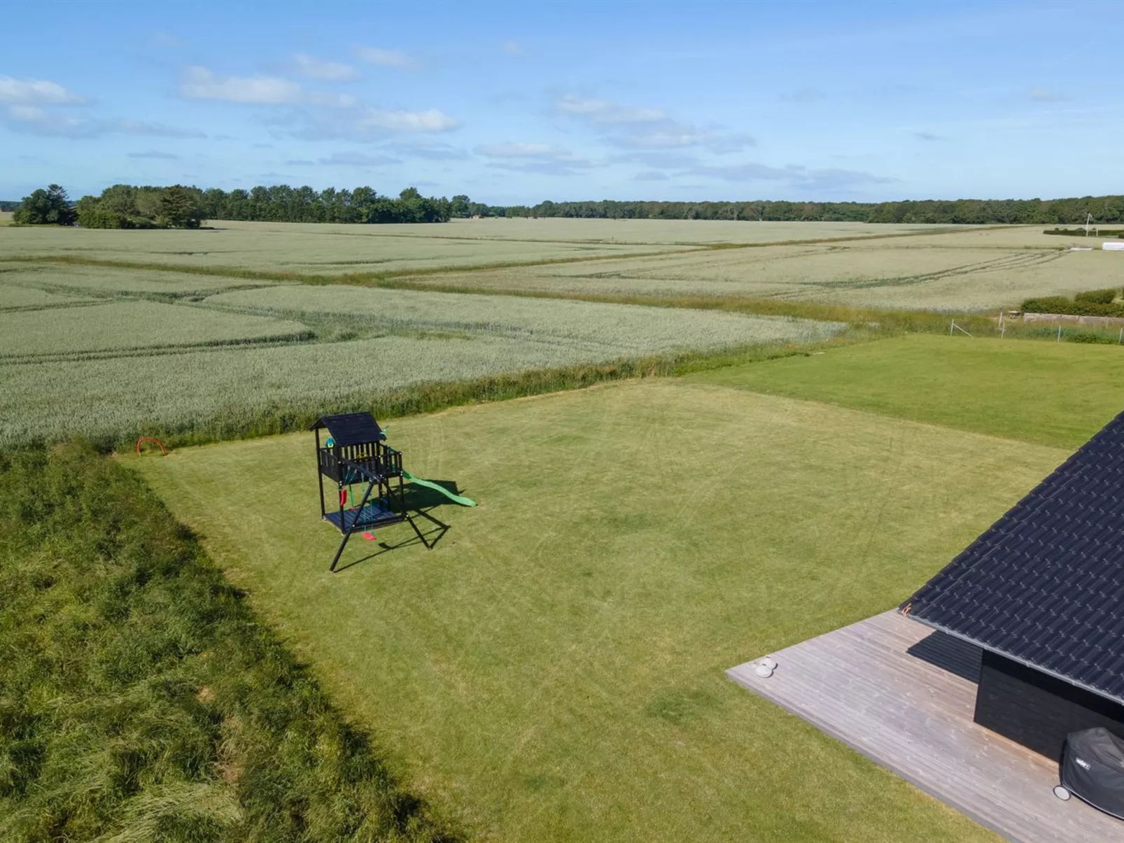 "Thalie" - 400m from the sea-Buiten