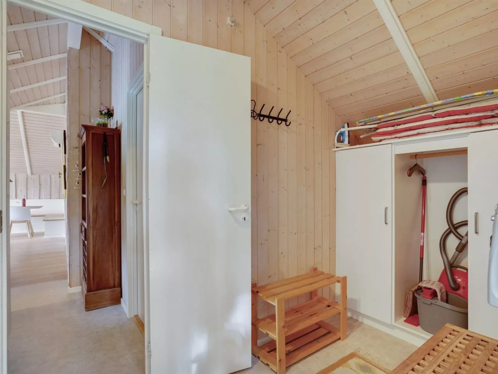 "Varpu" - 1.6km from the sea-Binnen