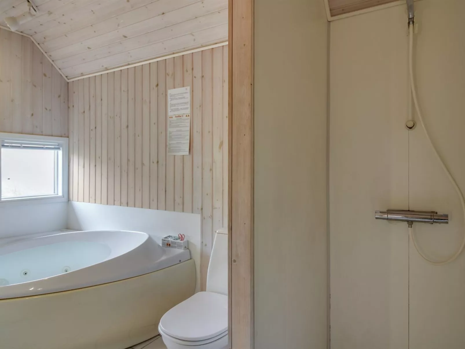 "Telia" - 250m from the sea-Binnen