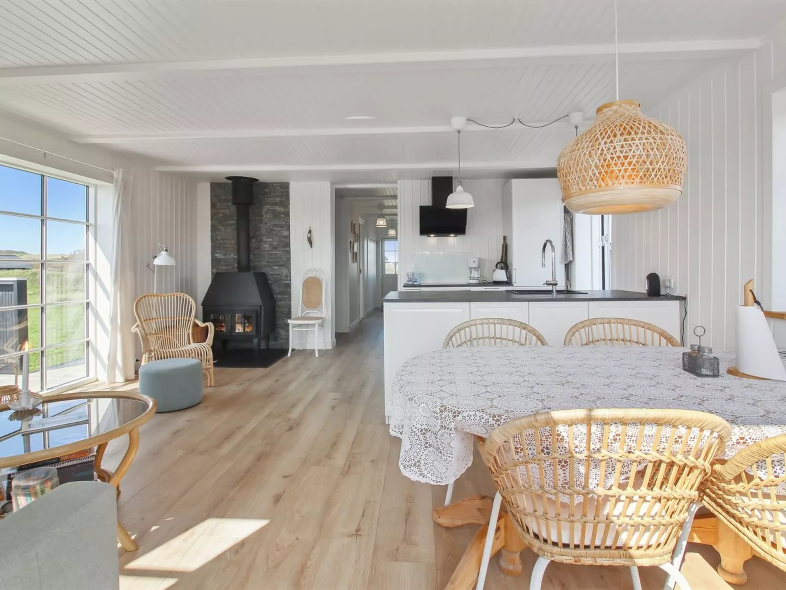 "Sanni" - 225m from the sea-Binnen