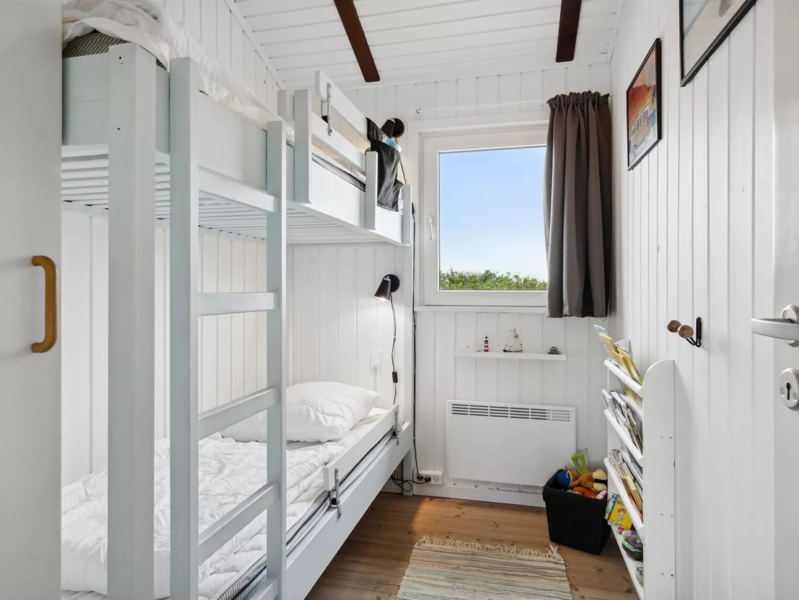 "Boris" - 250m from the sea-Binnen