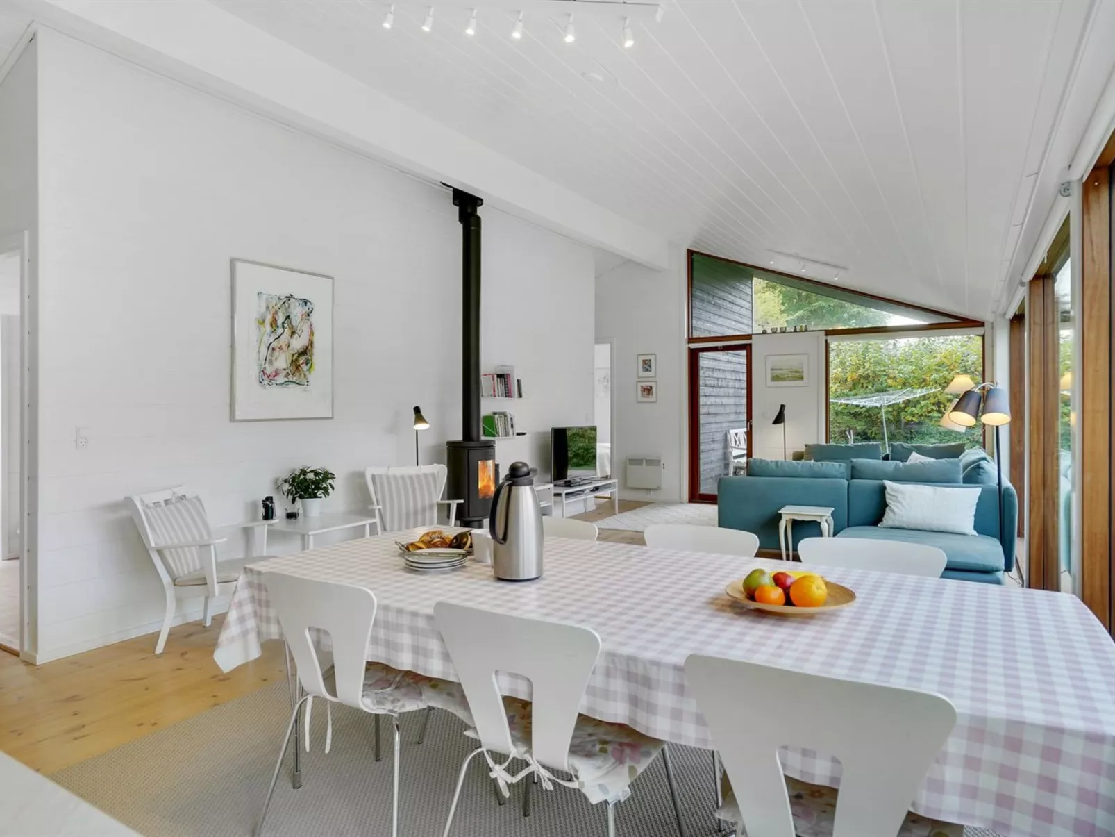 "Aino" - 1km from the sea-Binnen