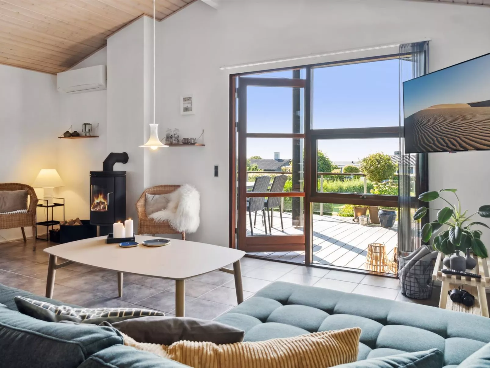 "Kerstin" - 400m from the sea-Binnen