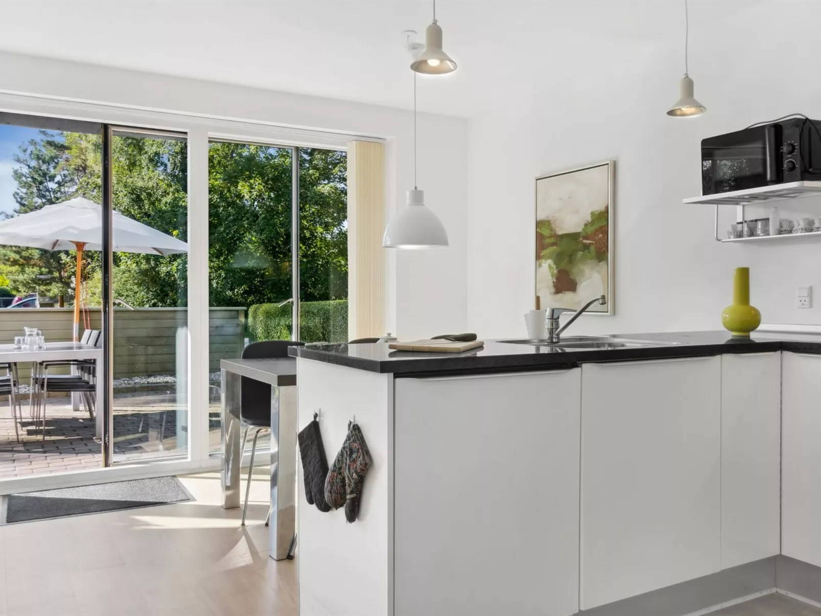 "Sophy" - 150m from the sea-Binnen