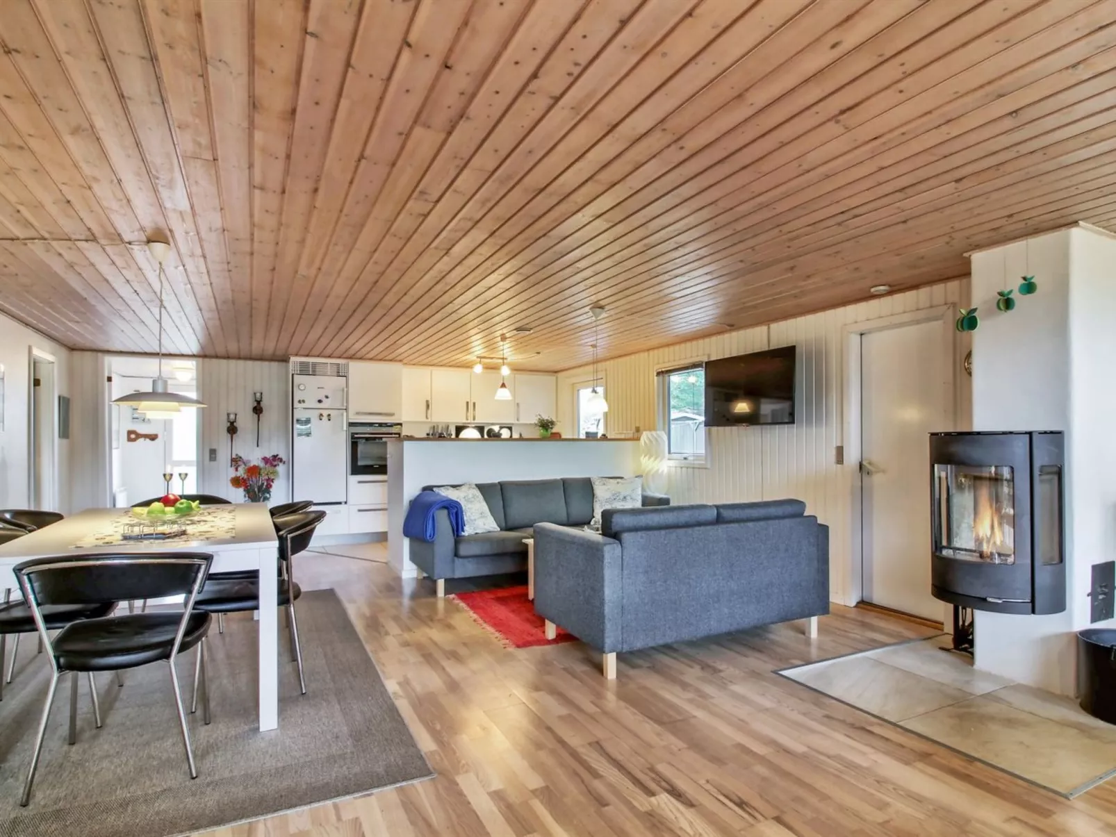 "Wisti" - 600m from the sea-Binnen