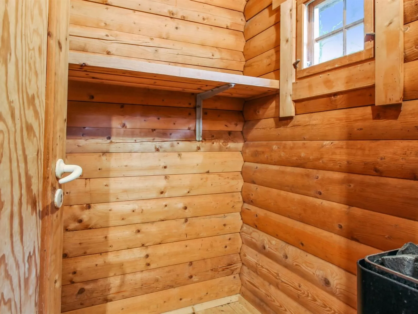 "Peadda" - 900m from the sea-Binnen