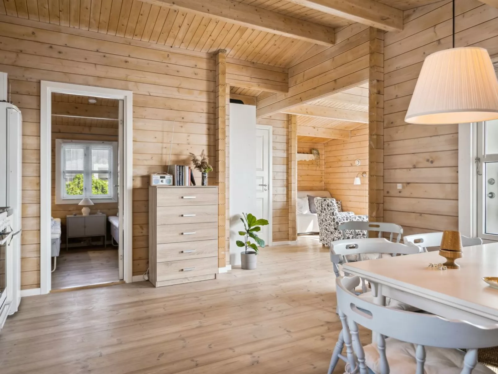 "Gyrth" - 20m to the fjord-Binnen