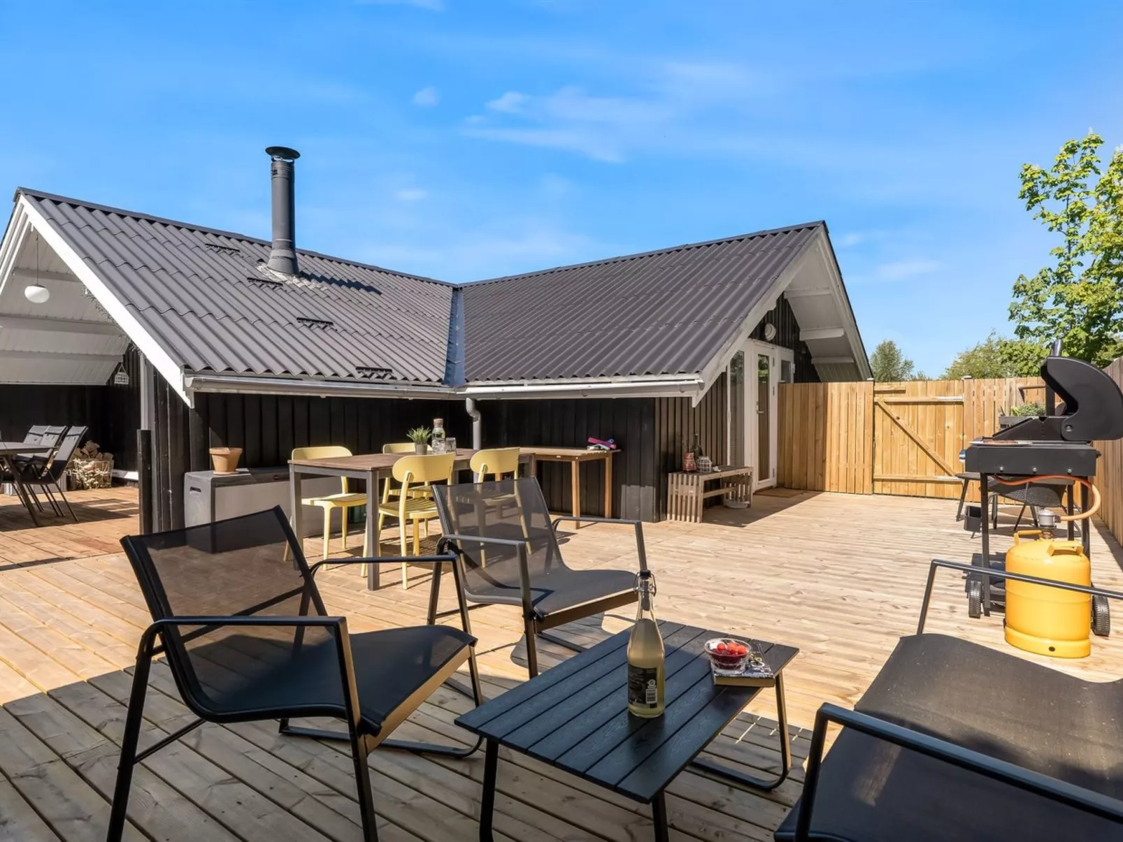 "Nayati" - 800m from the sea-Buiten