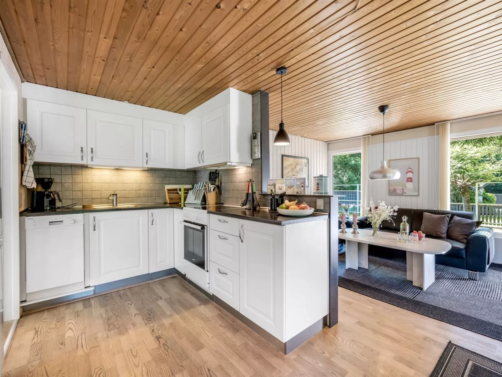 "Meo" - 30km from the sea-Binnen