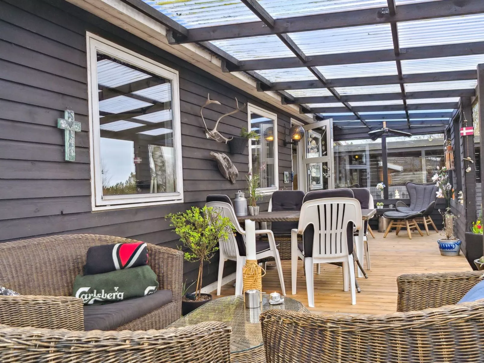 "Tjarven" - 300m from the sea-Buiten