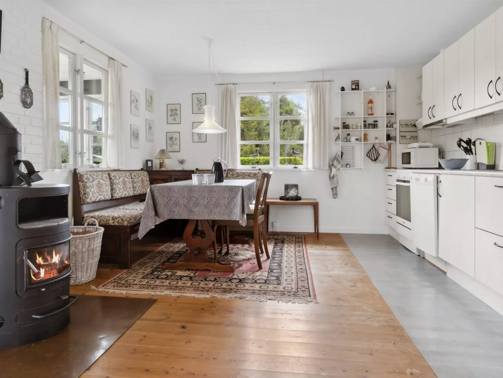 "Brunhilde" - 850m from the sea-Binnen