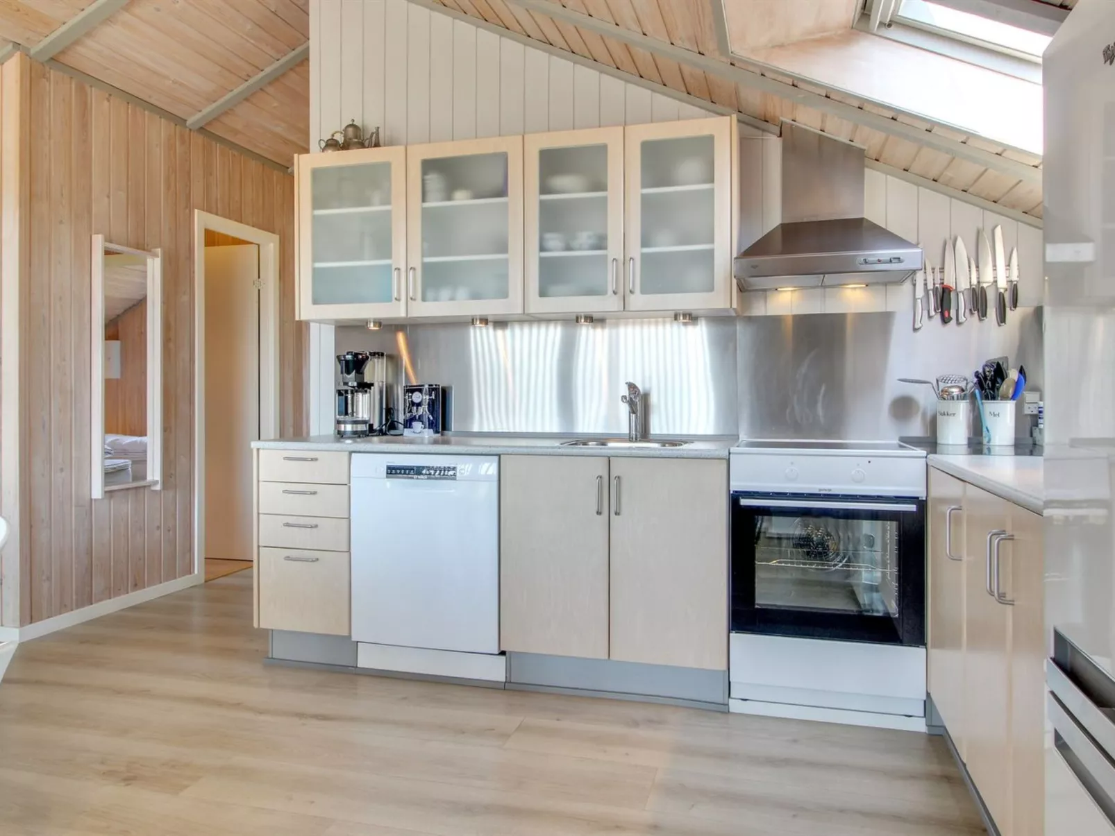 "Aska" - 400m from the sea-Binnen