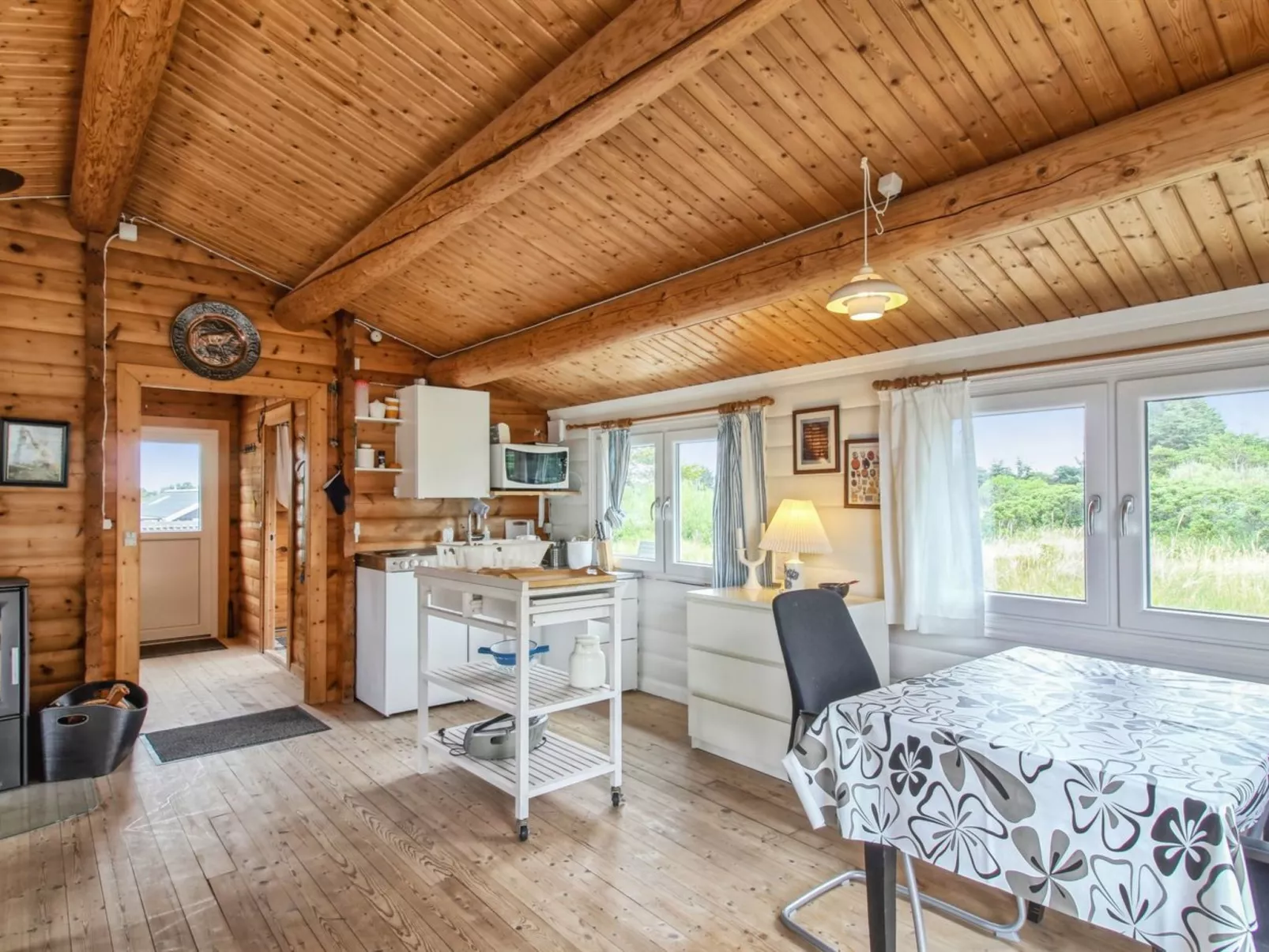 "Sampo" - 400m from the sea-Binnen