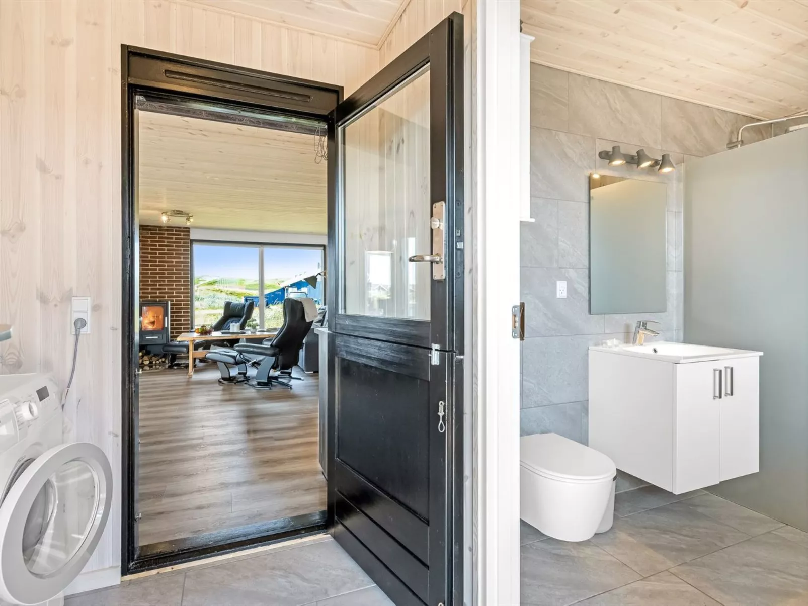 "Signhild" -  from the sea-Binnen