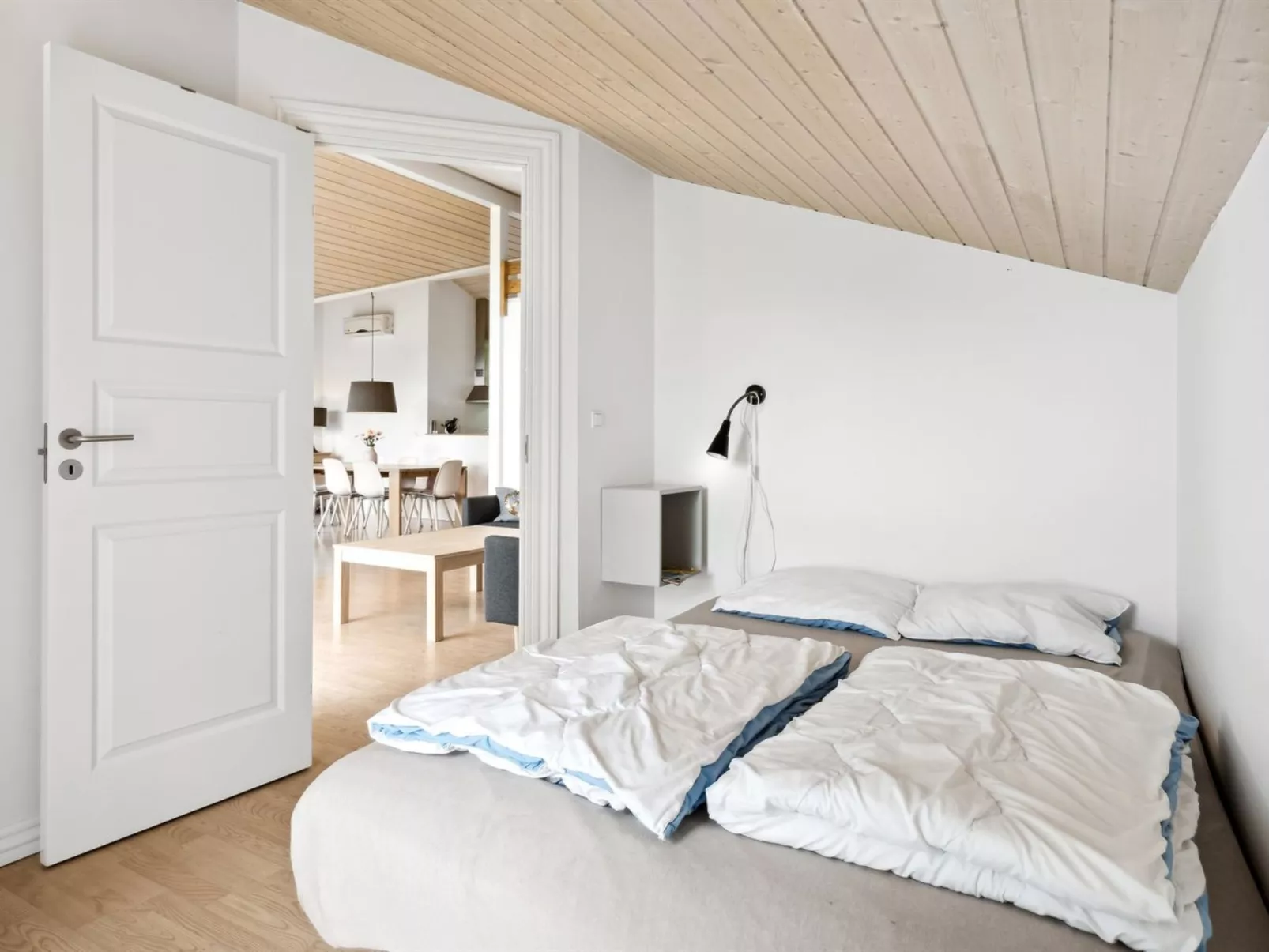 "Thjodulf" - 300m from the sea-Binnen