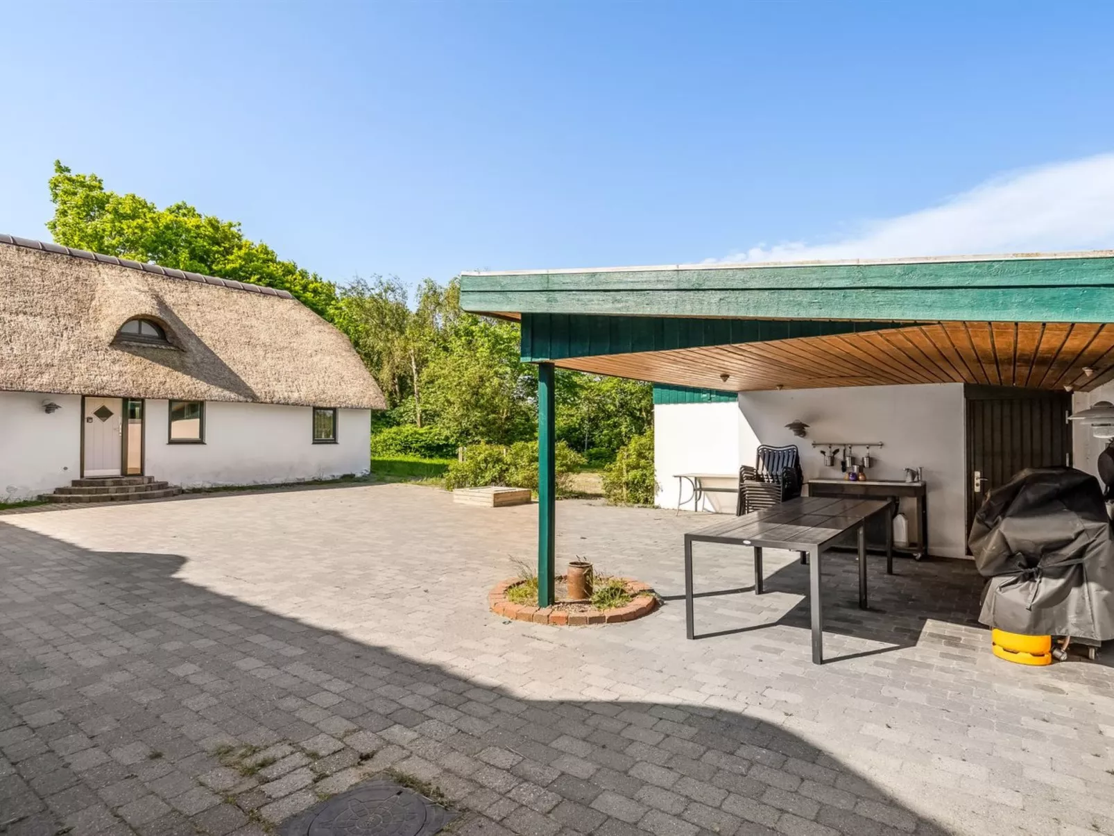 "Annli" - 800m to the fjord-Buiten