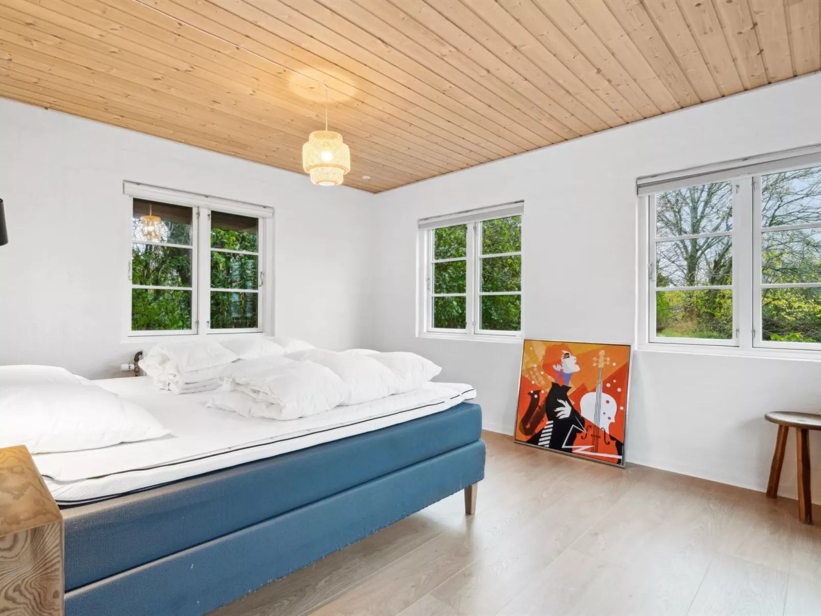 "Adrienne" - 6.4km from the sea-Binnen