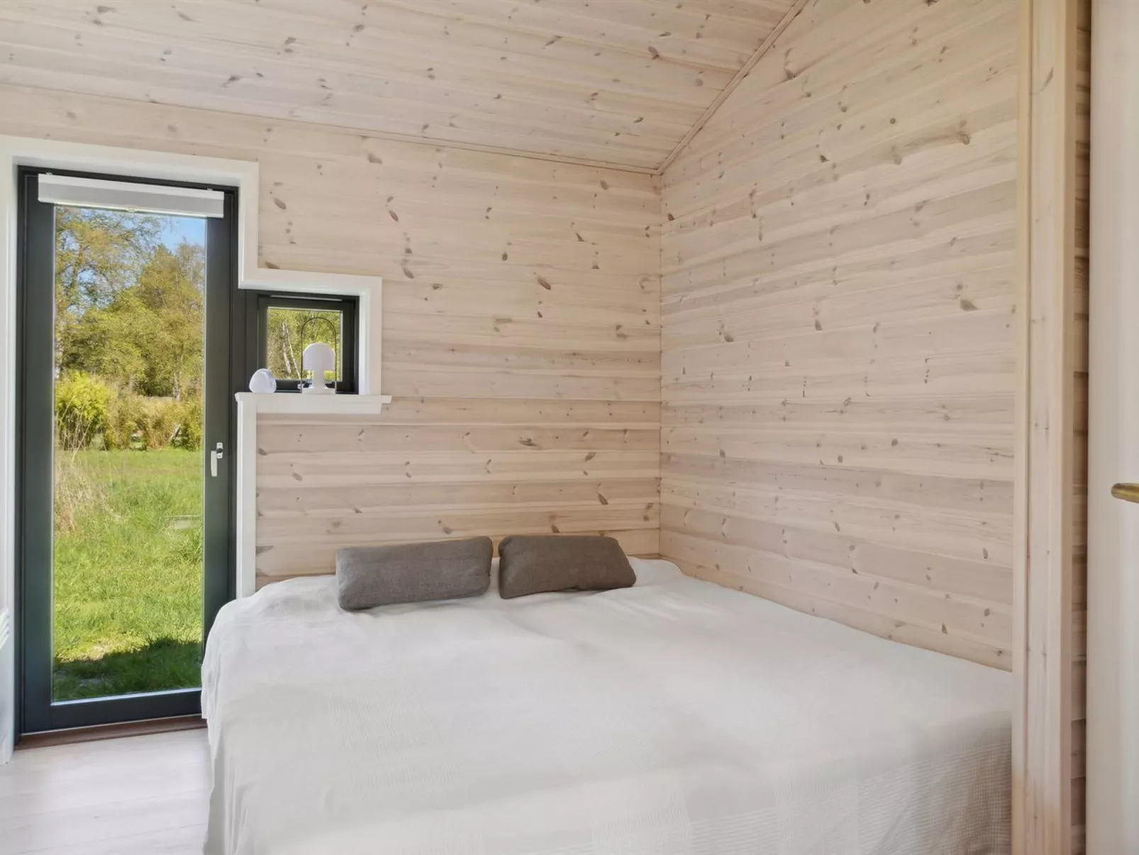 "Ivar" - 450m from the sea-Binnen