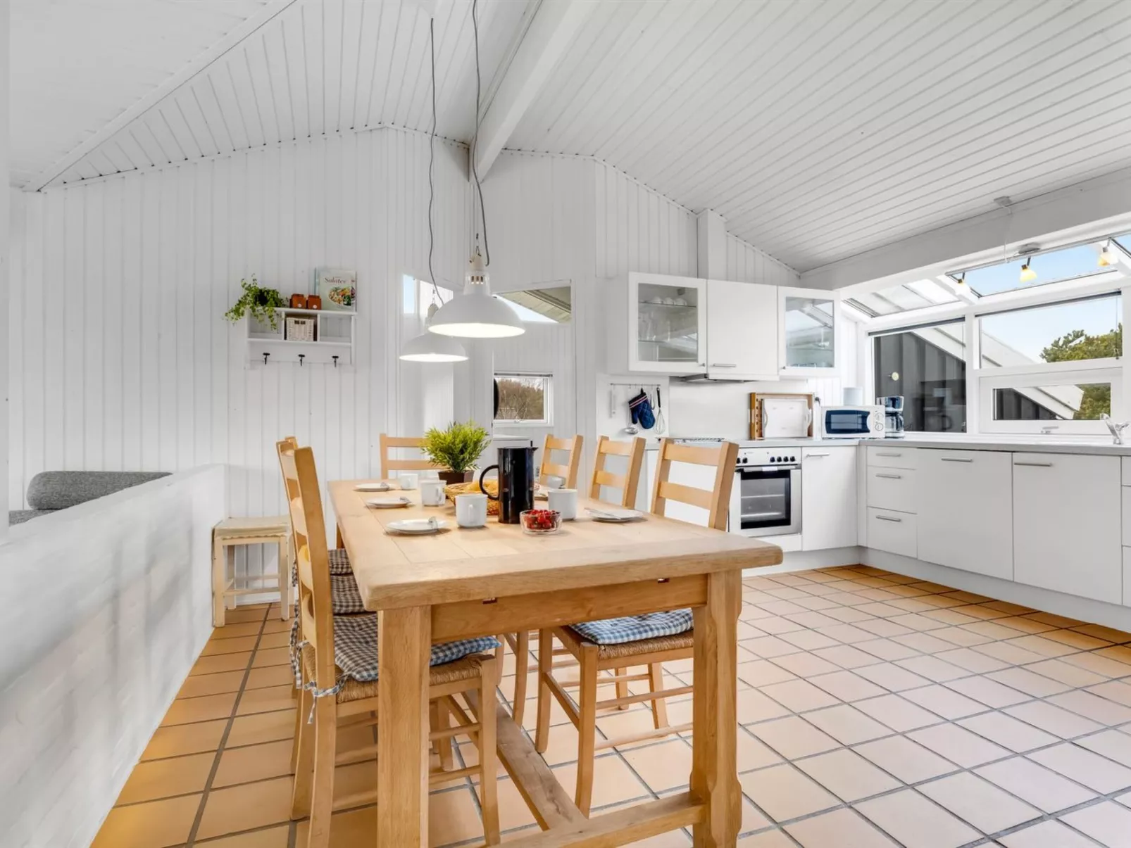 "Josef" - 950m from the sea-Binnen