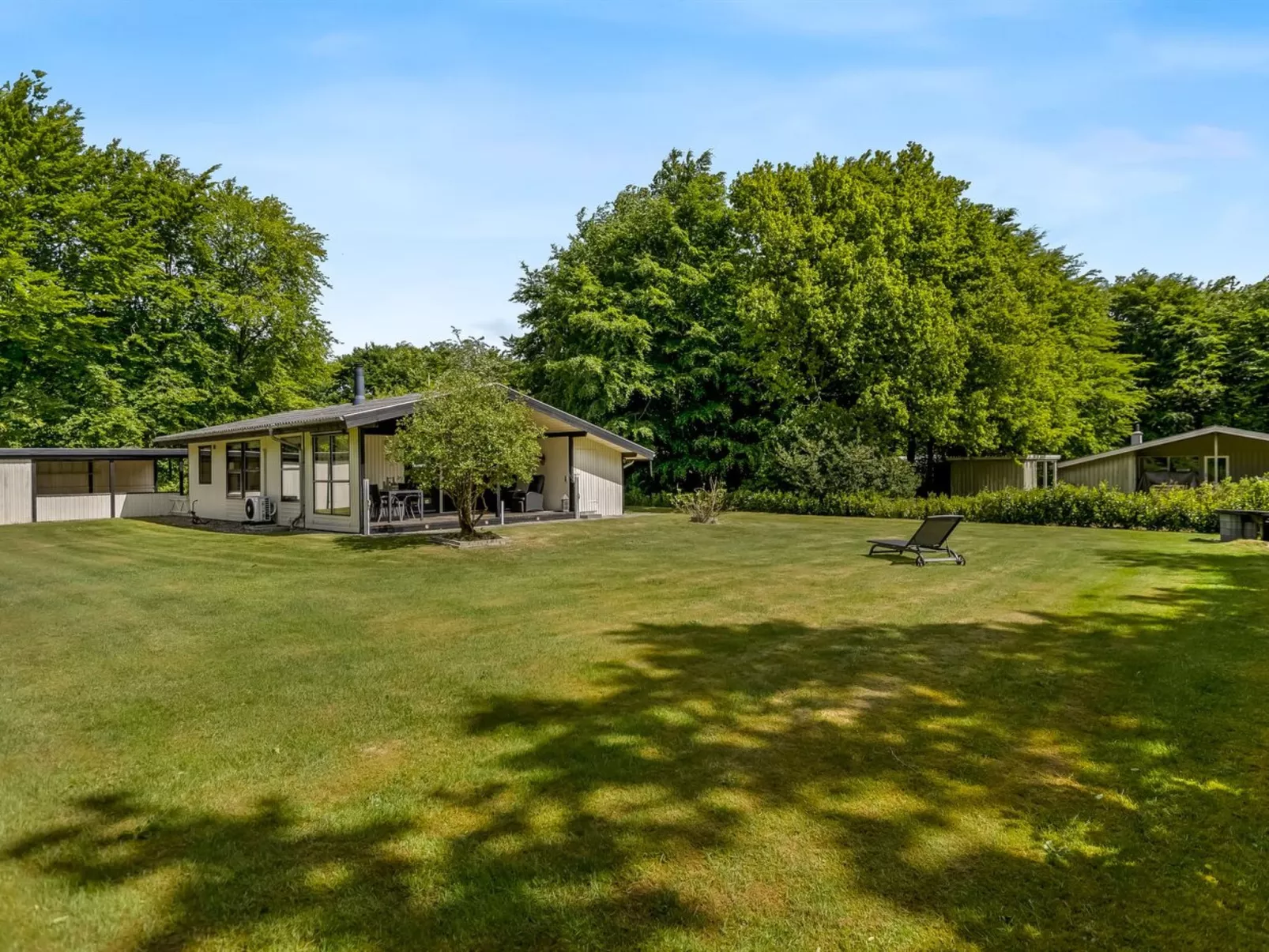 "Mijat" - 30km from the sea-Buiten