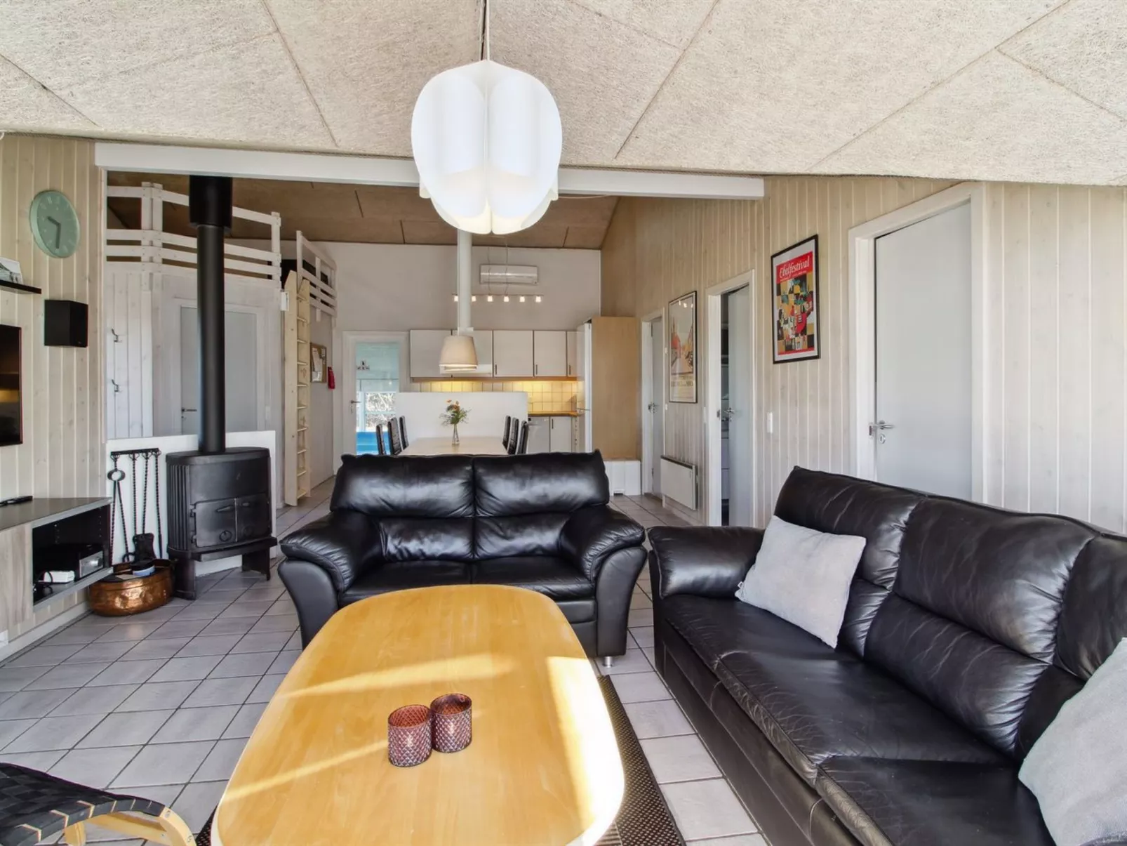 "Katharine" - 175m from the sea-Binnen