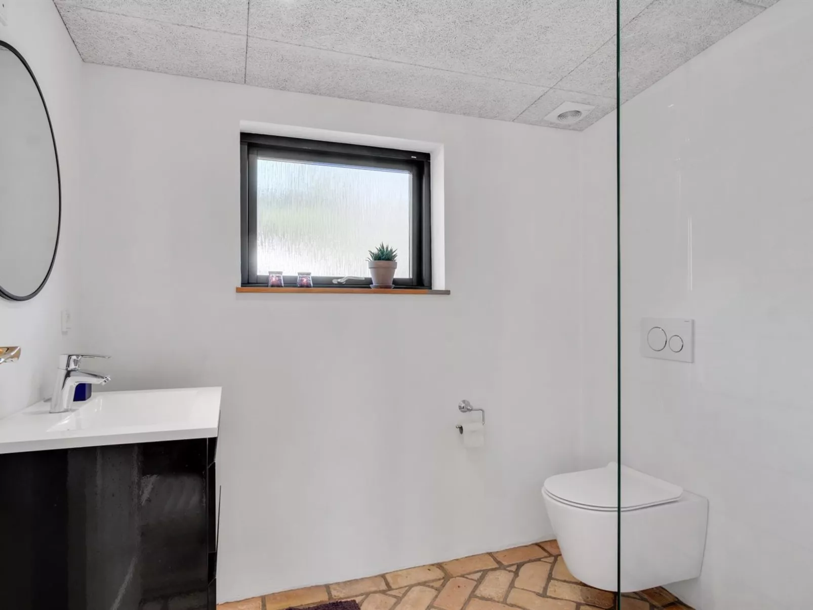 "Sune" - 175m from the sea-Binnen