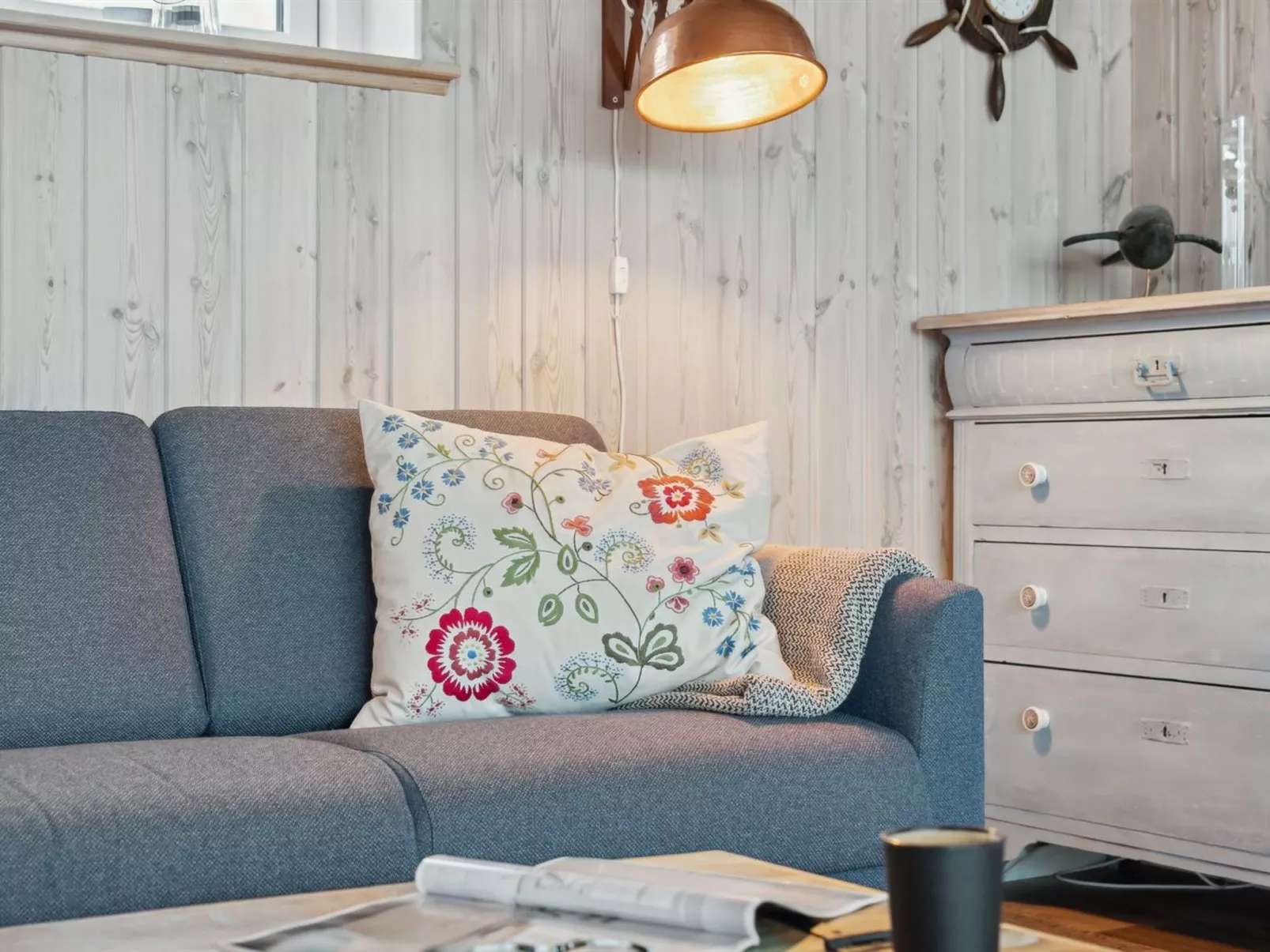 "Gyrid" - 150m from the sea-Binnen