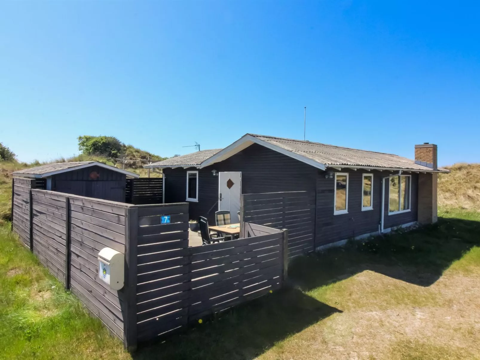 "Mira" - 375m from the sea-Buiten