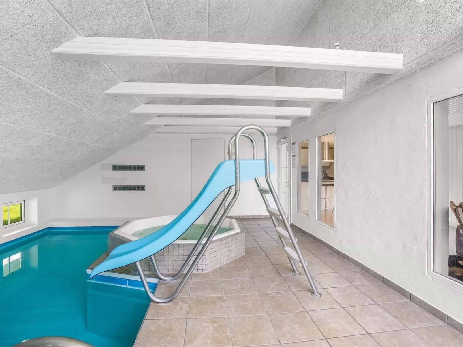 "Joseline" - 1.8km from the sea-Buiten