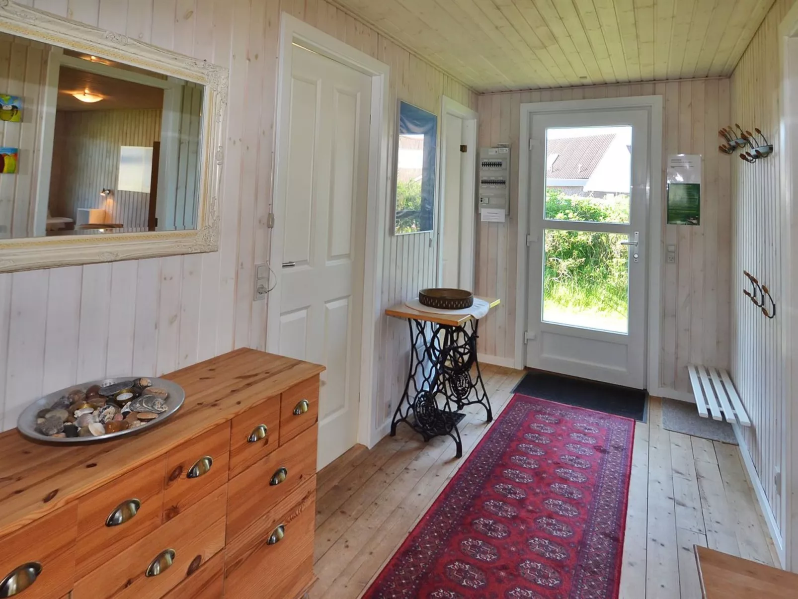 "Annalina" - 1.1km from the sea-Binnen